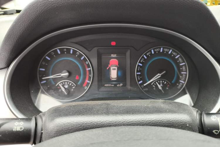 Used Haval H2 2018 Chuanxiang Edition Blue Badge 1.5T Dual-Clutch Two-Wheel Drive ZhiShang Model Instrument Cluster