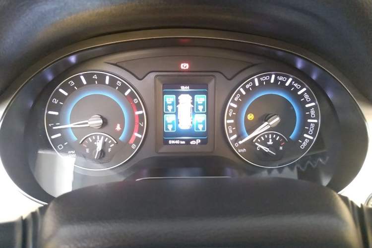 Used Haval H2 2018 Red-Label 1.5T Dual-Clutch Two-Wheel-Drive Luxury Model Instrument Cluster