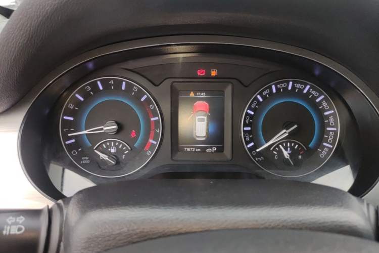 Used Haval H2 2018 Chuanxiang Edition Red Badge 1.5T Dual-Clutch Two-Wheel Drive Fashionable Model Instrument Cluster