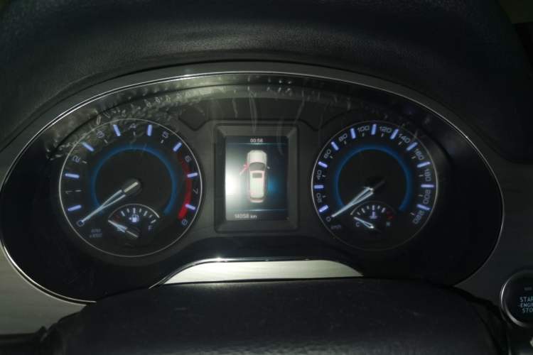 Used Haval H2 2018 Red-Label 1.5T Dual-Clutch Two-Wheel-Drive Luxury Model Instrument Cluster