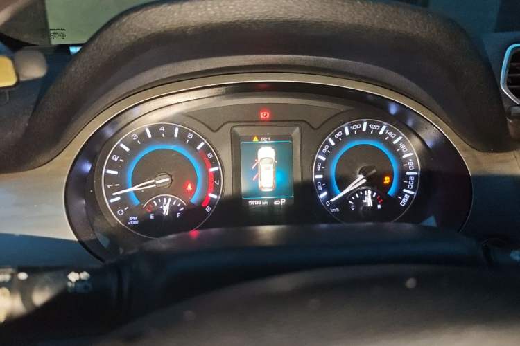 Used Haval H2 2018 Chuanxiang Edition 1.5T Dual-Clutch Two-Wheel Drive Fashion Model China V Standard Instrument Cluster