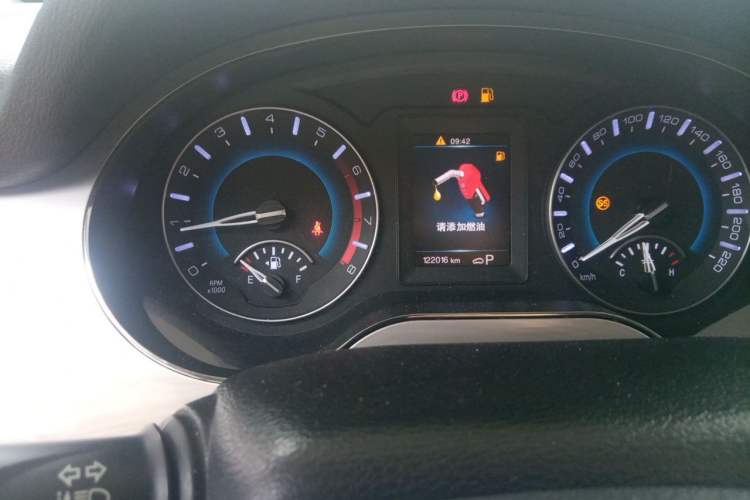 Used Haval H2 2018 Red-Label 1.5T Dual-Clutch Two-Wheel-Drive Elite Model Instrument Cluster