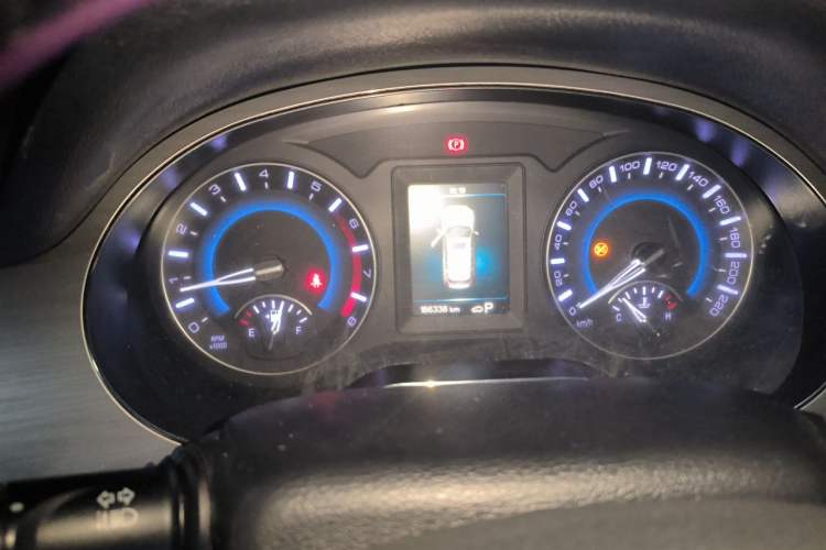 Used Haval H2 2018 Red-Label 1.5T Dual-Clutch Two-Wheel-Drive Luxury Model Instrument Cluster