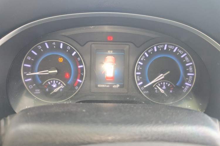 Used Haval H2 2018 Chuanxiang Edition Blue Badge 1.5T Dual-Clutch Two-Wheel Drive ZhiShang Model Instrument Cluster