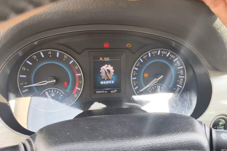 Used Haval H2 2018 Red-Label 1.5T Dual-Clutch Two-Wheel-Drive Luxury Model Instrument Cluster
