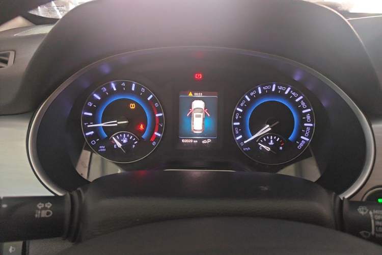 Used Haval H2 2018 Chuanxiang Edition Blue Badge 1.5T Dual-Clutch Two-Wheel Drive Fashionable Model Instrument Cluster
