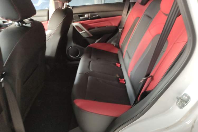 Used Haval H2 2018 Blue-Label 1.5T Dual-Clutch Two-Wheel-Drive Luxury Model Interior 1