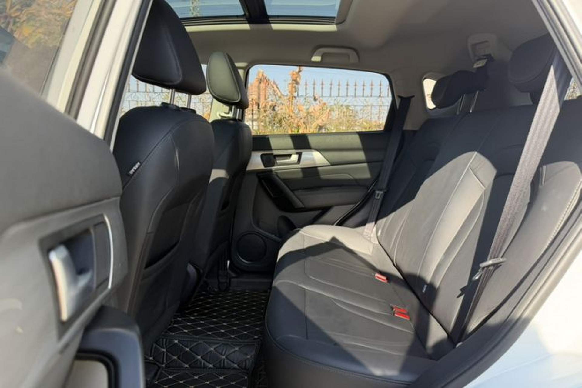 Used Haval H2 2018 1.5T Manual Two-Wheel Drive Luxury Model China VI Standard Interior 4