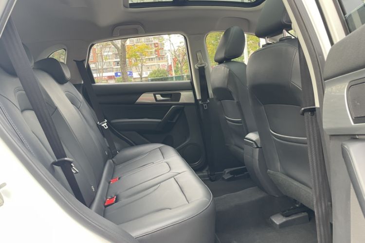 Used Haval H2 2018 1.5T Dual-Clutch Two-Wheel Drive Fashion Model China VI Standard Interior 7