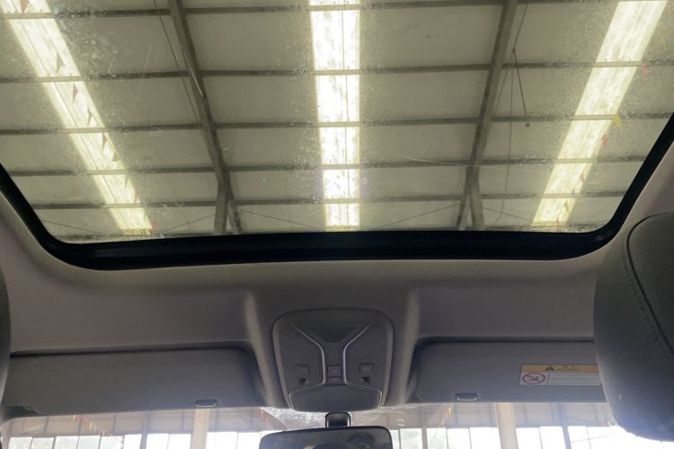 Used Haval H2 2018 Chuanxiang Edition Red Badge 1.5T Manual Two-Wheel Drive Fashionable Model Interior 9