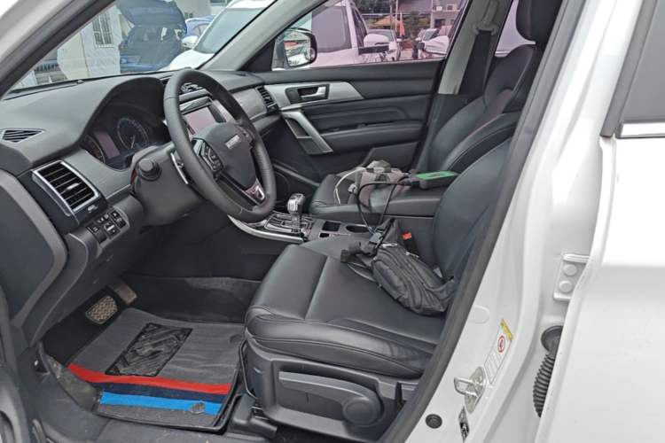 Used Haval H2 2018 Red-Label 1.5T Dual-Clutch Two-Wheel-Drive Luxury Model Left Front Seat