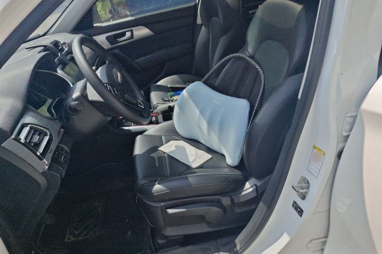 Used Haval H2 2018 Chuanxiang Edition 1.5T Manual Two-Wheel Drive Fashion Model China V Standard Left Front Seat