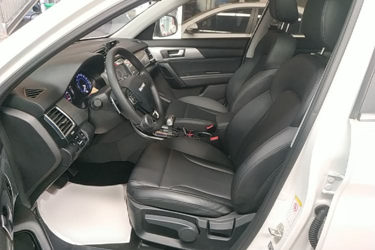 Used Haval H2 2018 1.5T Dual-Clutch Two-Wheel Drive Fashion Model China VI Standard Left Front Seat