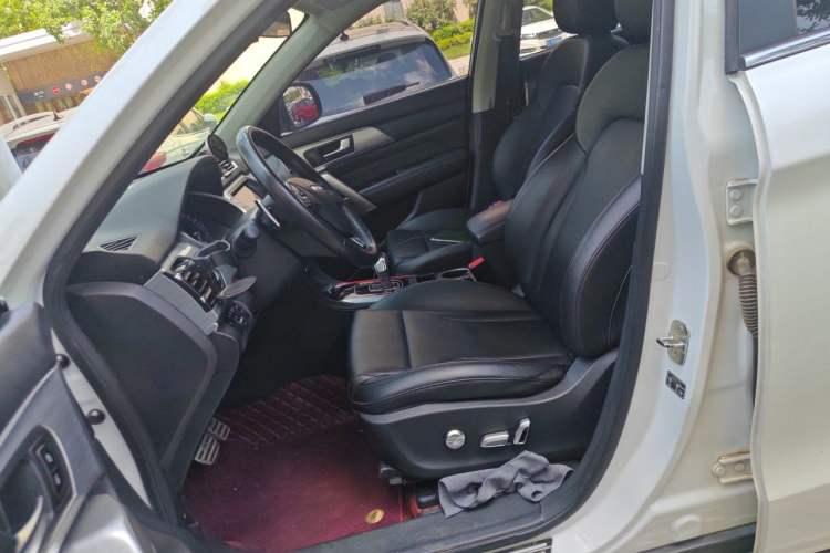Used Haval H2 2018 Blue-Label 1.5T Dual-Clutch Two-Wheel-Drive Luxury Model Left Front Seat