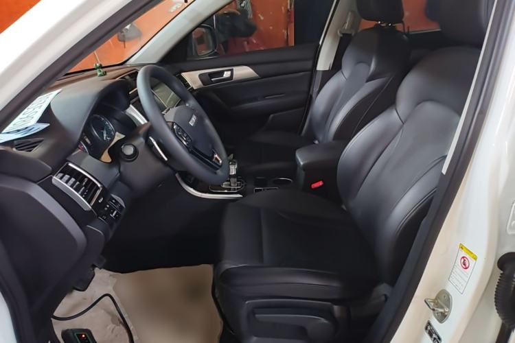 Used Haval H2 2018 1.5T Dual-Clutch Two-Wheel Drive Fashion Model China VI Standard Left Front Seat