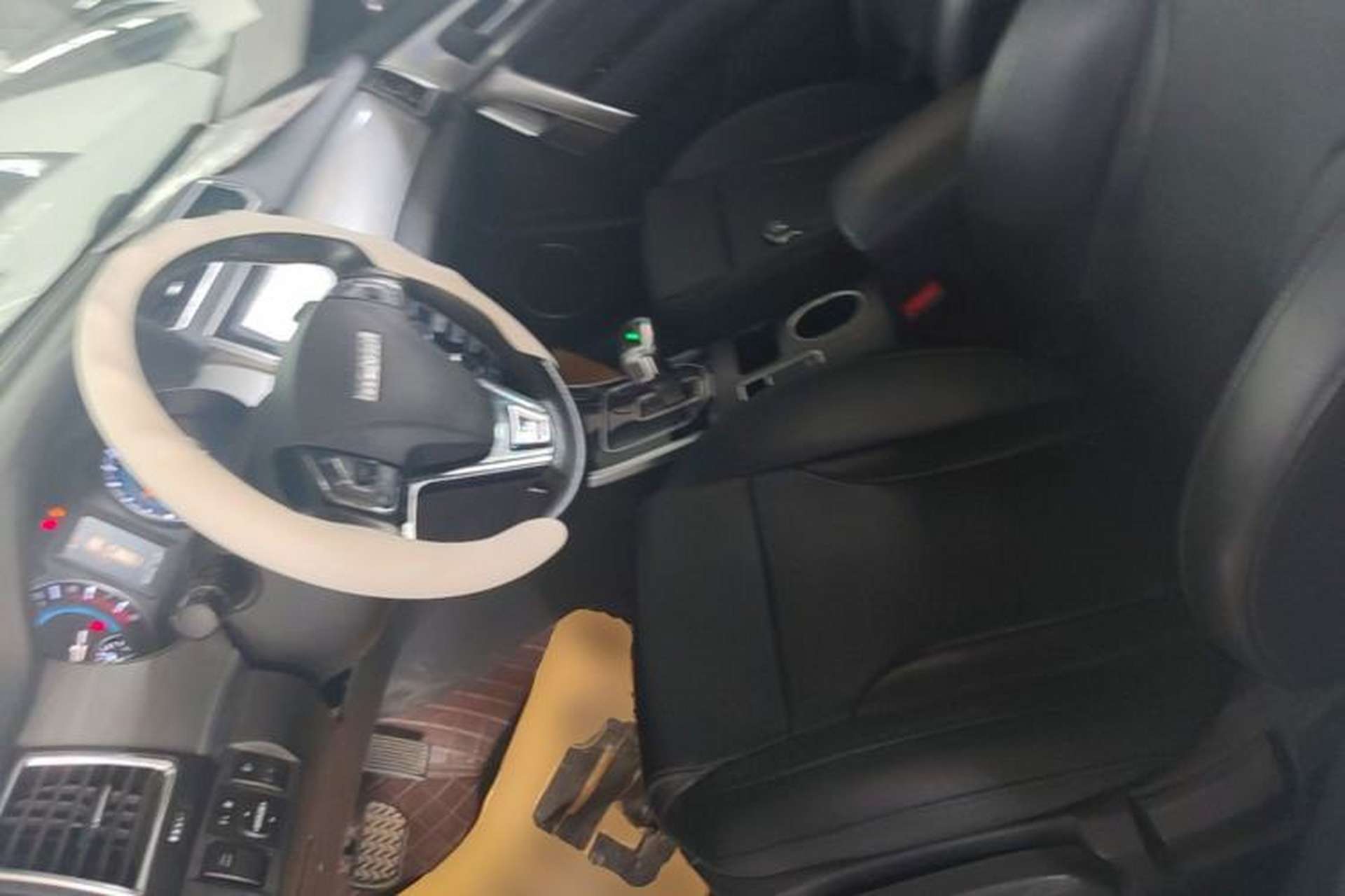 Used Haval H2 2018 Red-Label 1.5T Dual-Clutch Two-Wheel-Drive Elite Model Left Front Seat