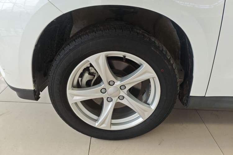 Used Haval H2 2018 1.5T Manual Two-Wheel Drive Luxury Model China VI Standard Left Front Wheel Hub