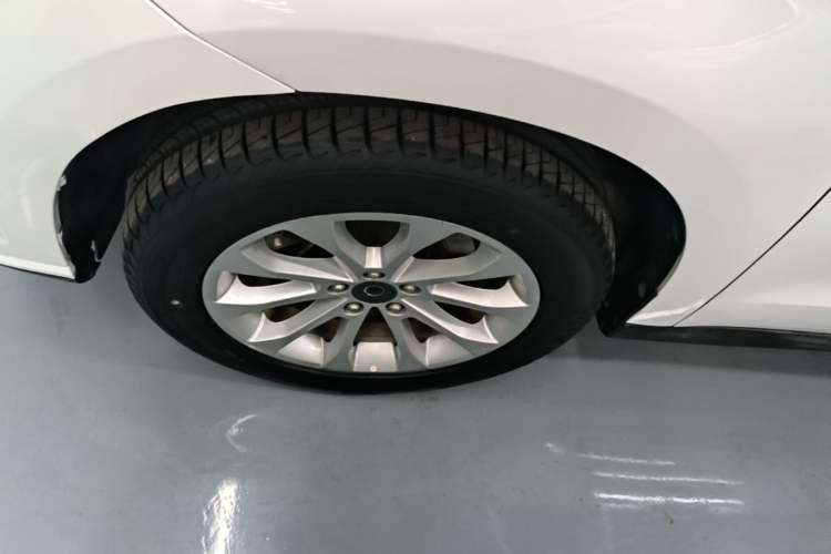 Used Haval H2 2018 Red-Label 1.5T Manual Two-Wheel Drive Luxury Model Left Front Wheel Hub