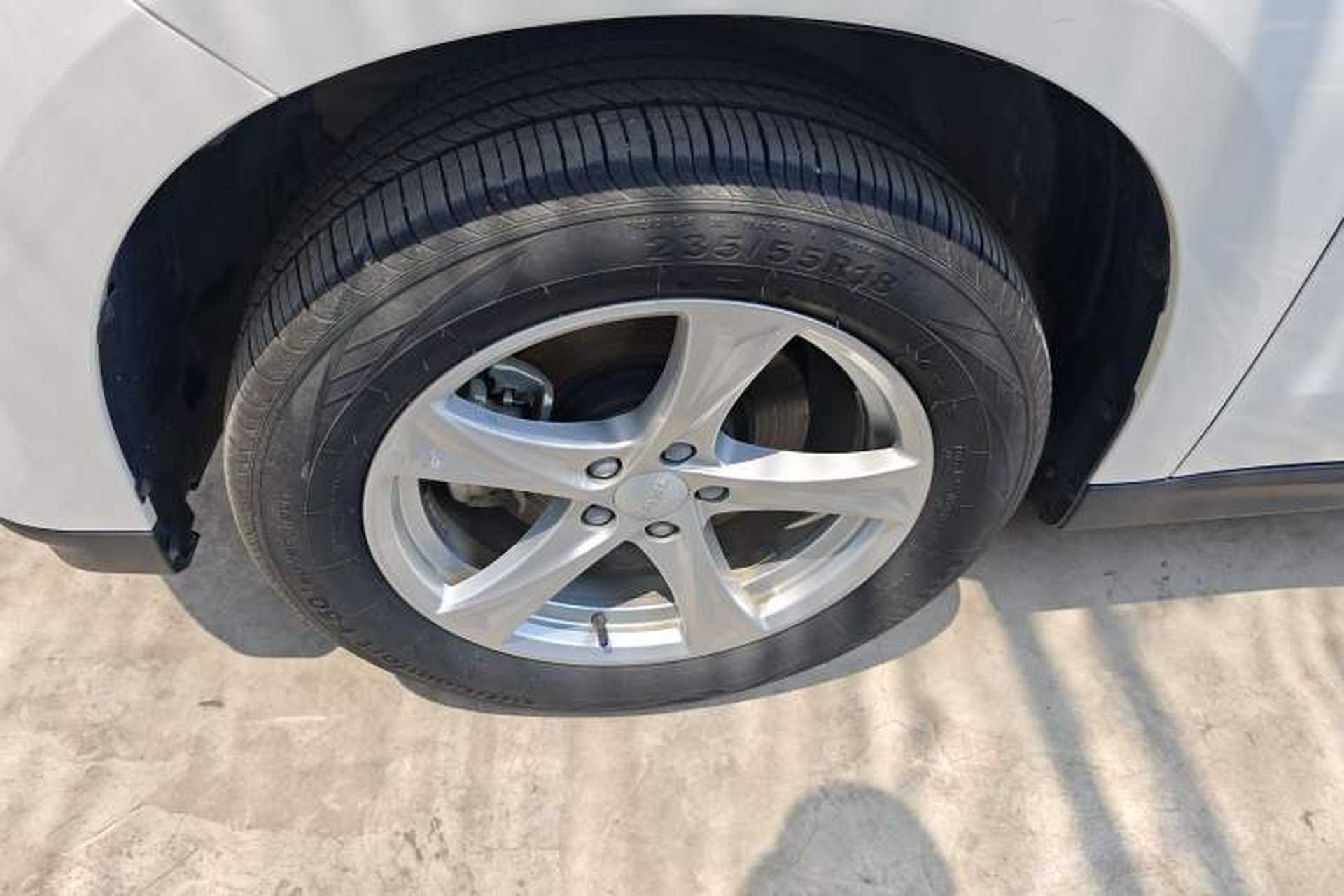 Used Haval H2 2018 1.5T Manual Two-Wheel Drive Luxury Model China VI Standard Left Front Wheel Hub