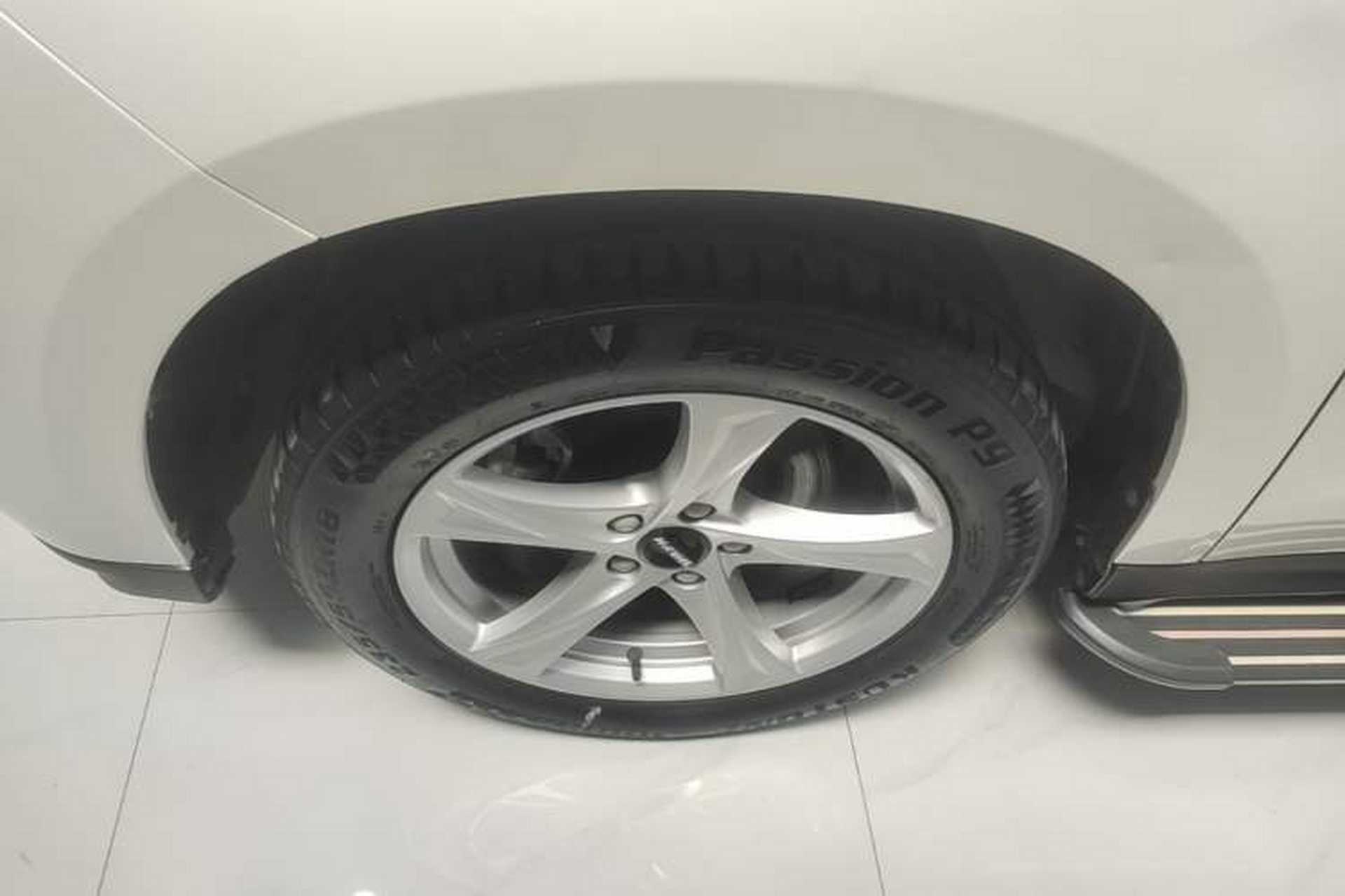 Used Haval H2 2018 Chuanxiang Edition Blue Badge 1.5T Manual Two-Wheel Drive Fashionable Model Left Front Wheel Hub