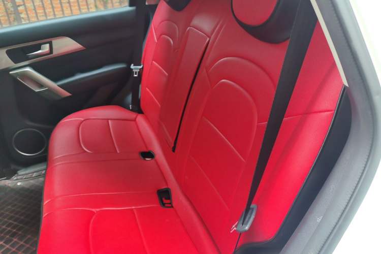 Used Haval H2 2018 Blue-Label 1.5T Dual-Clutch Two-Wheel-Drive Luxury Model Left Rear Seat