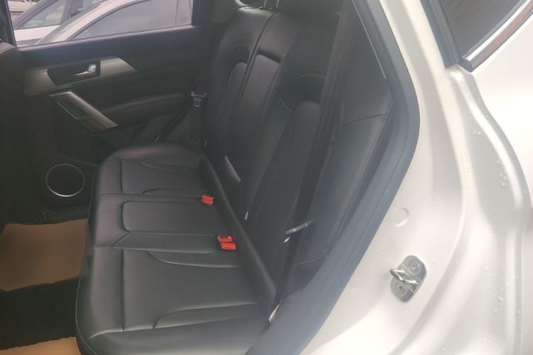 Used Haval H2 2018 Red-Label 1.5T Dual-Clutch Two-Wheel-Drive Elite Model Left Rear Seat