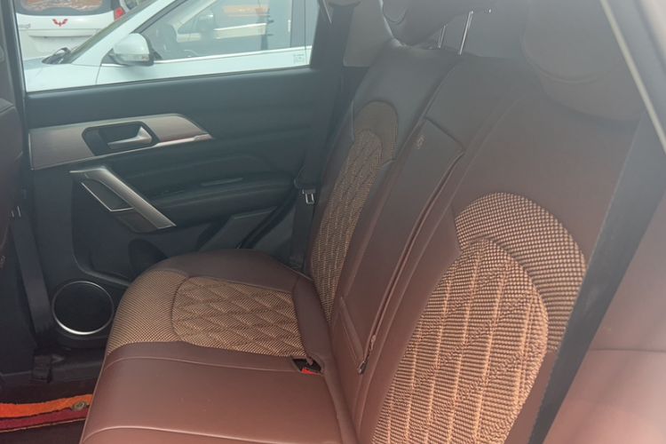 Used Haval H2 2018 Blue Label 1.5T Dual-Clutch Two-Wheel-Drive Prestige Model Left Rear Seat