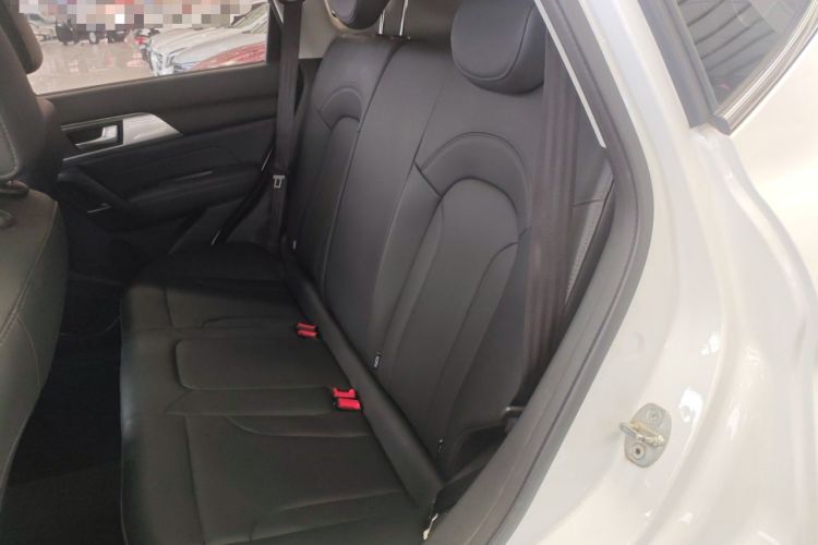Used Haval H2 2018 1.5T Manual Two-Wheel Drive Luxury Model China VI Standard Left Rear Seat