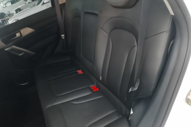 Used Haval H2 2018 Red-Label 1.5T Dual-Clutch Two-Wheel-Drive Elite Model Left Rear Seat