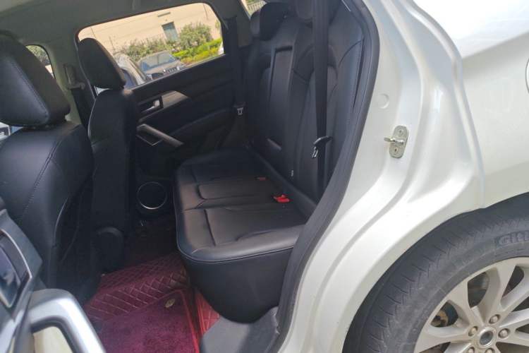 Used Haval H2 2018 Blue-Label 1.5T Dual-Clutch Two-Wheel-Drive Luxury Model Left Rear Seat