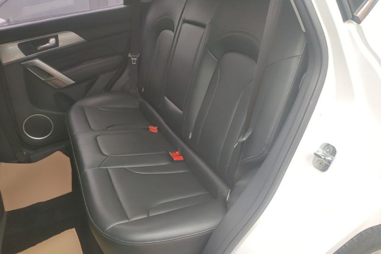 Used Haval H2 2018 Red-Label 1.5T Dual-Clutch Two-Wheel-Drive Elite Model Left Rear Seat
