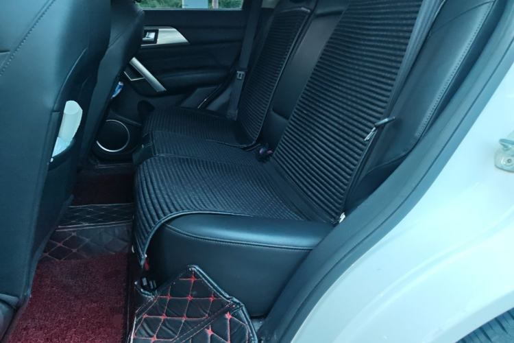 Used Haval H2 2018 Red-Label 1.5T Dual-Clutch Two-Wheel-Drive Elite Model Left Rear Seat