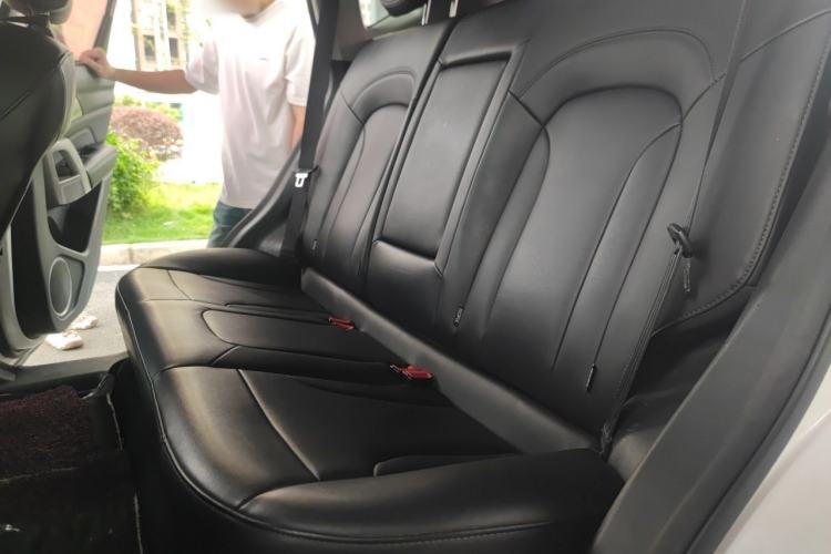 Used Haval H2 2018 Red-Label 1.5T Dual-Clutch Two-Wheel-Drive Luxury Model Left Rear Seat