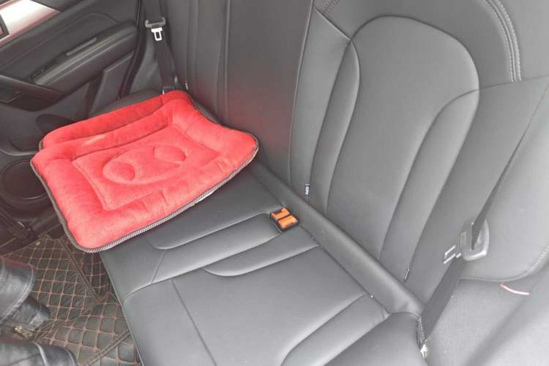 Used Haval H2 2018 Chuanxiang Edition Red Badge 1.5T Manual Two-Wheel Drive Fashionable Model Left Rear Seat