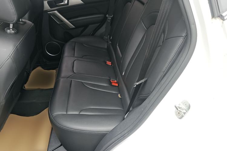 Used Haval H2 2018 Red-Label 1.5T Dual-Clutch Two-Wheel-Drive Elite Model Left Rear Seat