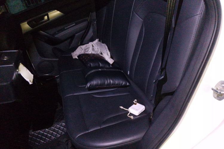Used Haval H2 2018 1.5T Dual-Clutch Two-Wheel Drive Fashion Model China VI Standard Left Rear Seat