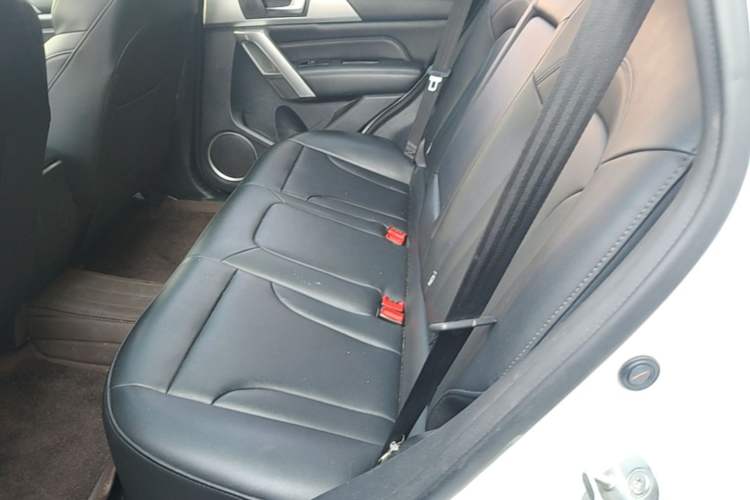 Used Haval H2 2018 Blue-Label 1.5T Dual-Clutch Two-Wheel-Drive Luxury Model Left Rear Seat