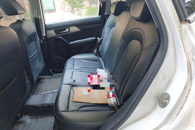 Used Haval H2 2018 1.5T Dual-Clutch Two-Wheel Drive Fashion Model China VI Standard Left Rear Seat