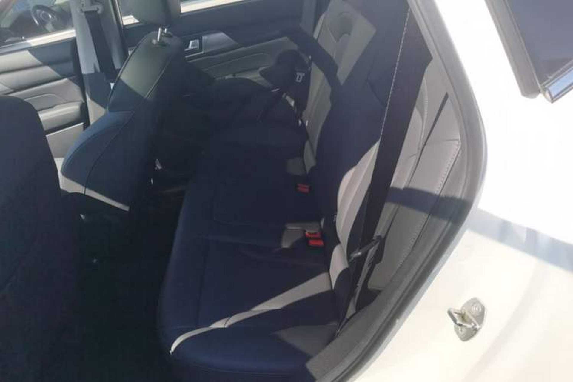 Used Haval H2 2018 Chuanxiang Edition Blue Badge 1.5T Manual Two-Wheel Drive Fashionable Model Left Rear Seat