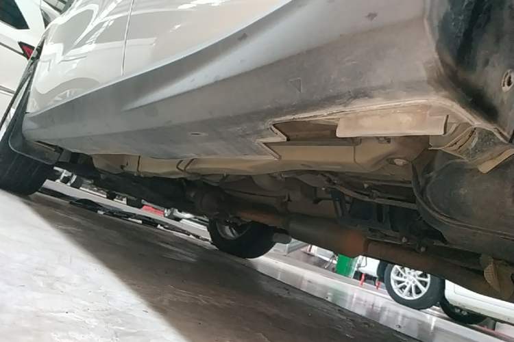 Used Haval H2 2018 1.5T Dual-Clutch Two-Wheel Drive Fashion Model China VI Standard Left Side Sill