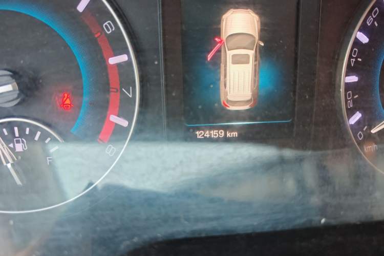 Used Haval H2 2018 1.5T Manual Two-Wheel Drive Luxury Model China VI Standard Odometer Close Up