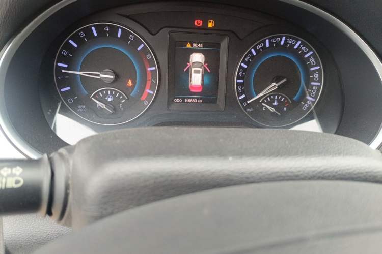 Used Haval H2 2018 Chuanxiang Edition Blue Badge 1.5T Manual Two-Wheel Drive Fashionable Model Odometer Close Up