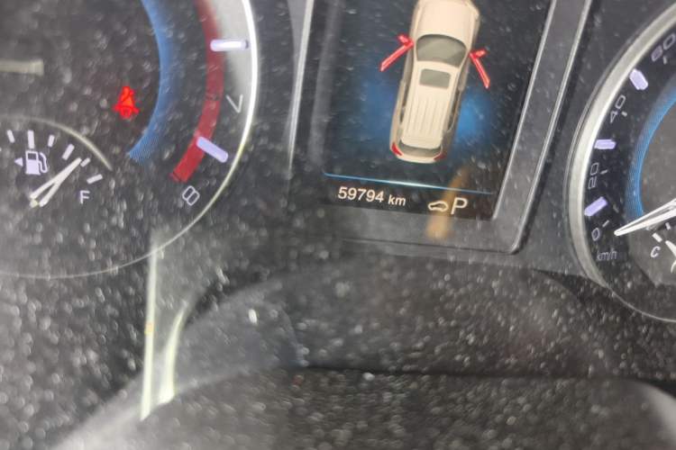 Used Haval H2 2018 1.5T Dual-Clutch Two-Wheel Drive Fashion Model China VI Standard Odometer Close Up