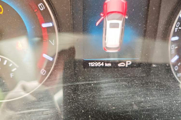 Used Haval H2 2018 Red-Label 1.5T Dual-Clutch Two-Wheel-Drive Luxury Model Odometer Close Up