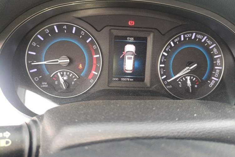 Used Haval H2 2018 Red-Label 1.5T Manual Two-Wheel Drive Elite Model Odometer Close Up