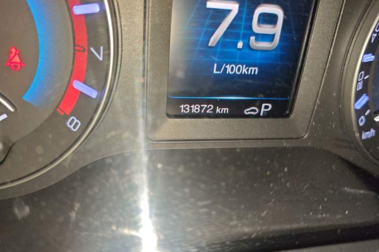 Used Haval H2 2018 Chuanxiang Edition Blue Badge 1.5T Dual-Clutch Two-Wheel Drive ZhiShang Model Odometer Close Up