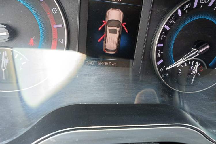 Used Haval H2 2018 Red-Label 1.5T Manual Two-Wheel Drive Elite Model Odometer Close Up