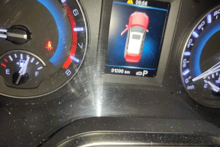 Used Haval H2 2018 1.5T Dual-Clutch Two-Wheel Drive ZhiShang Model China VI Standard Odometer Close Up