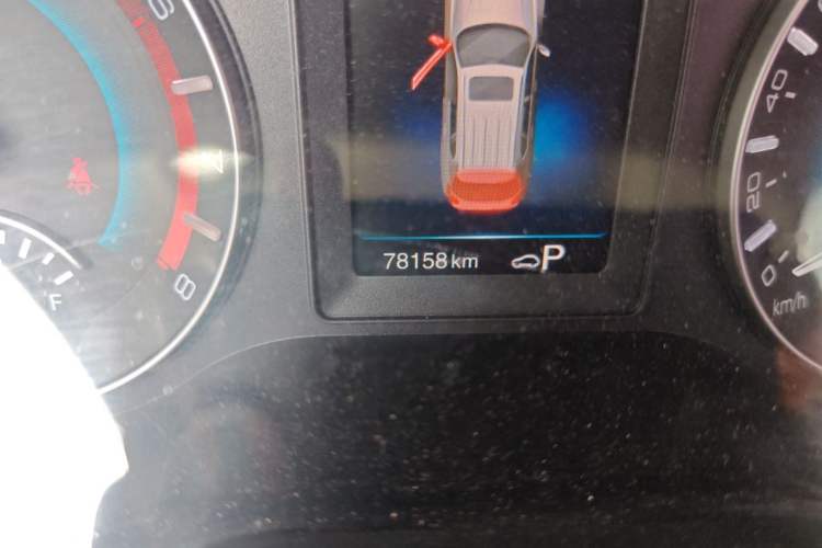 Used Haval H2 2018 Red-Label 1.5T Dual-Clutch Two-Wheel-Drive Elite Model Odometer Close Up