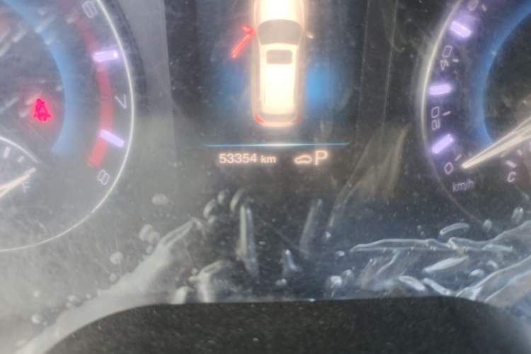 Used Haval H2 2018 1.5T Dual-Clutch Two-Wheel Drive Fashion Model China VI Standard Odometer Close Up
